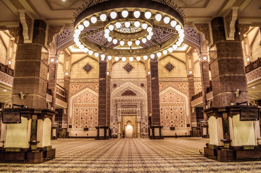 Ramadhan: A Minimalist Queen’s Plan for the Blessed Month